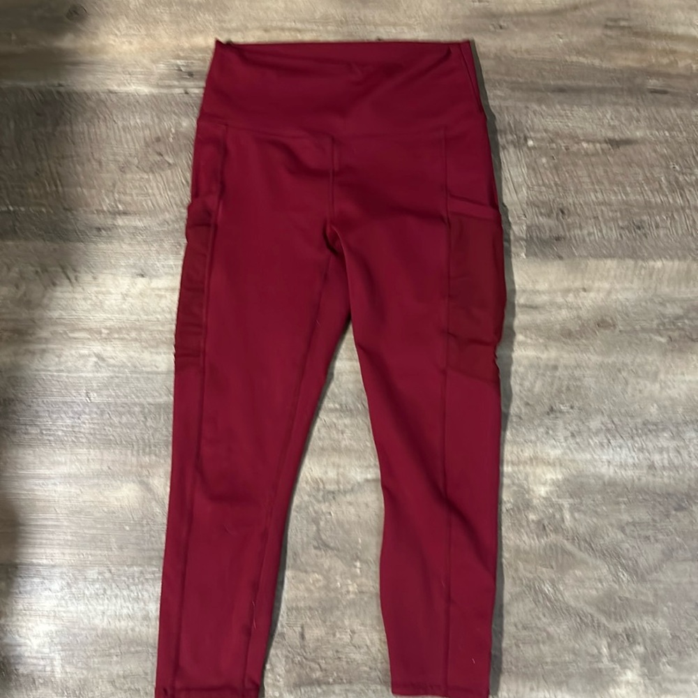 Fabletics 7/8 Powerhold leggings